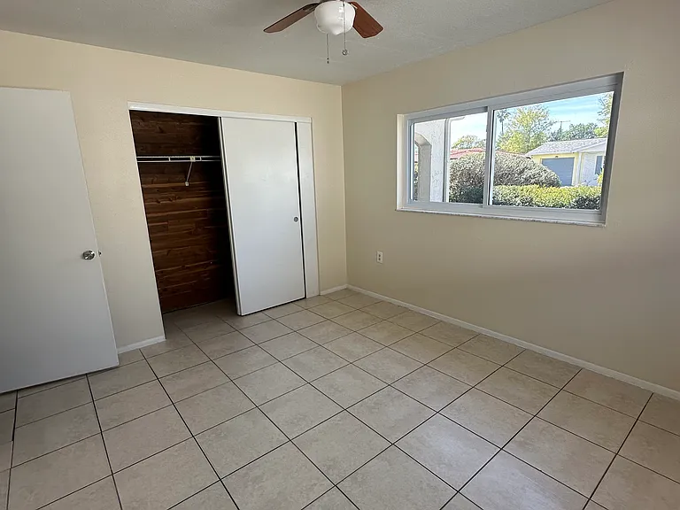 9828 Woodstock Ln — Photo 13