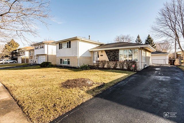 1st image of 17037 Oketo Ave