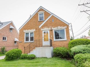 2216 S 3rd Ave, North Riverside, IL 60546