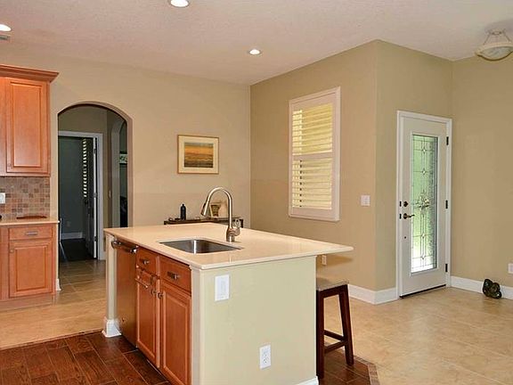 4th image of 2471 Nottingham Greens Dr