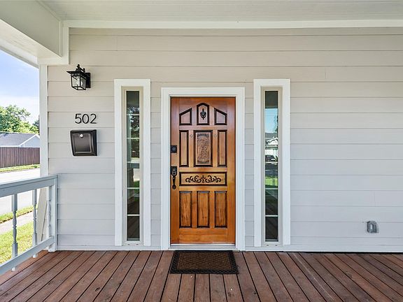 4th image of 502 S Clinton Ave