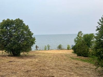 2071 Sugar Creek Ln, Brussels, WI, 54204