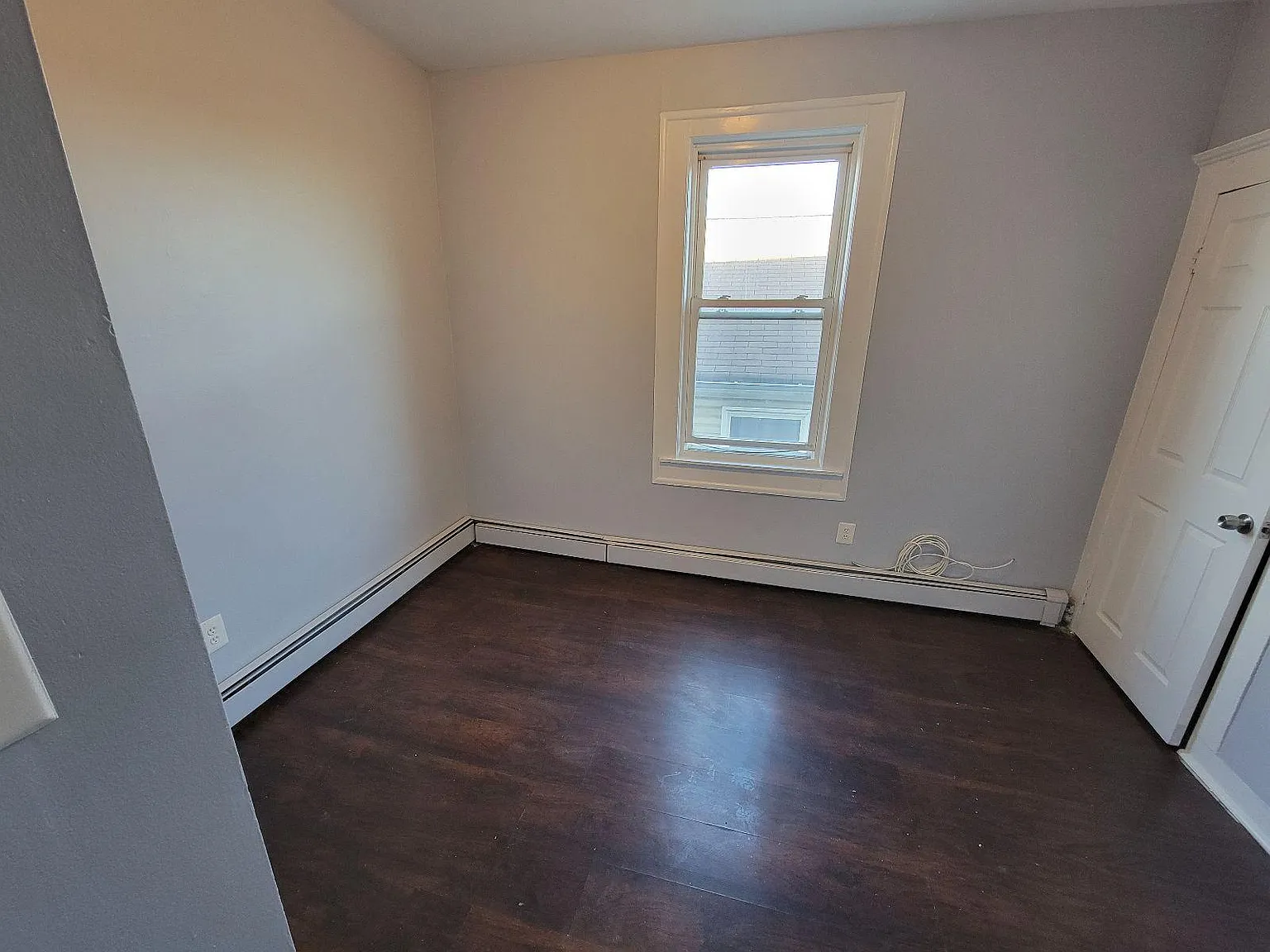 3 bed, $1,700 — Photo 2