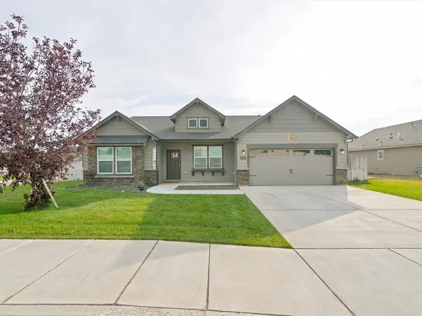 8004 Cassiar Drive, Pasco, WA 99301