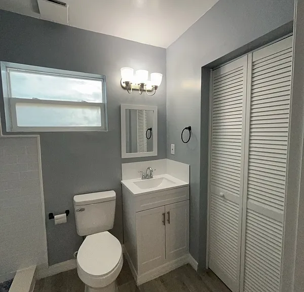 561 Raleigh St — Photo 18
