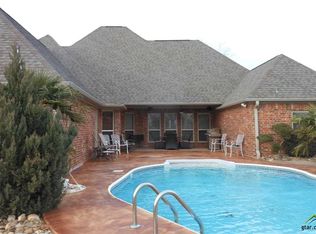877 County Road 2120, Mount Pleasant, TX 75455