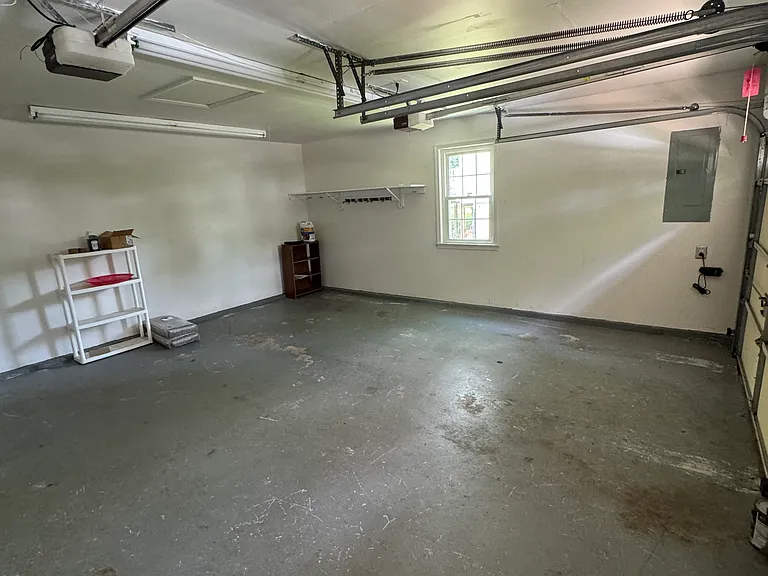 9591 Bronte Dr — Photo 63