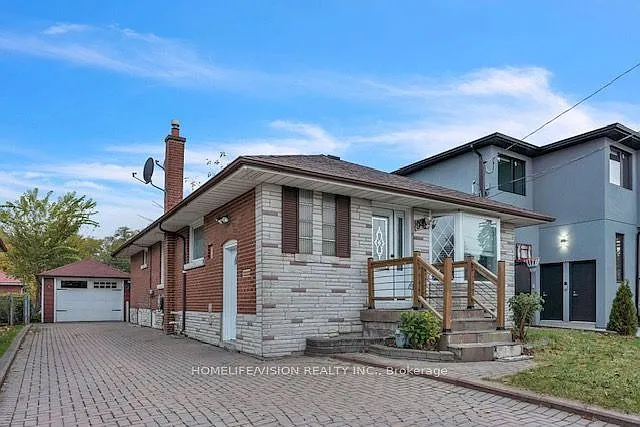 94 Waringstown Dr #MAIN — Photo 2