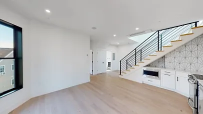 2 bed, 1013 sqft, $3,695 — Photo 2