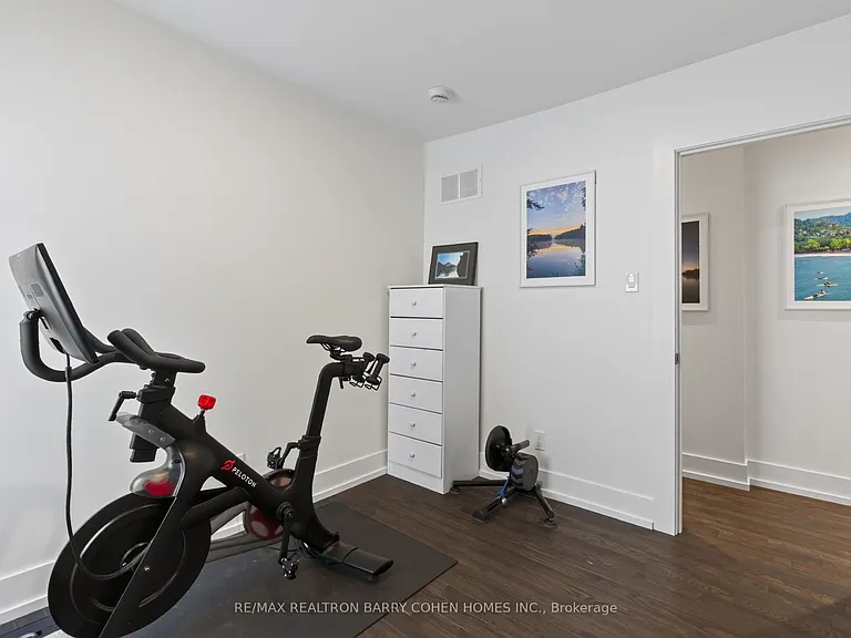 43 Helena Ave — Photo 21