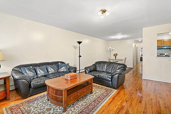 1st image of 1461 Ovington Ave #2