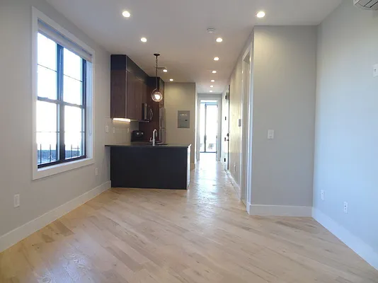 Rented by Miron Realty Group | media 80