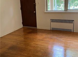 476 N Middletown Rd APT 9, Pearl River, NY 10965