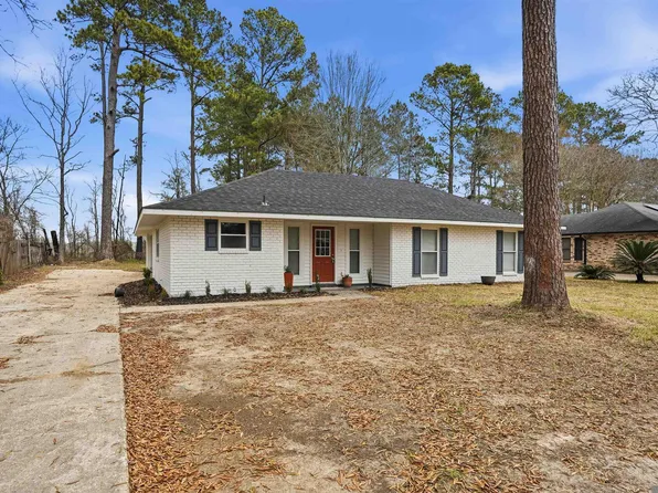 9087 Shadow Bluff Ave, Denham Springs, LA 70726