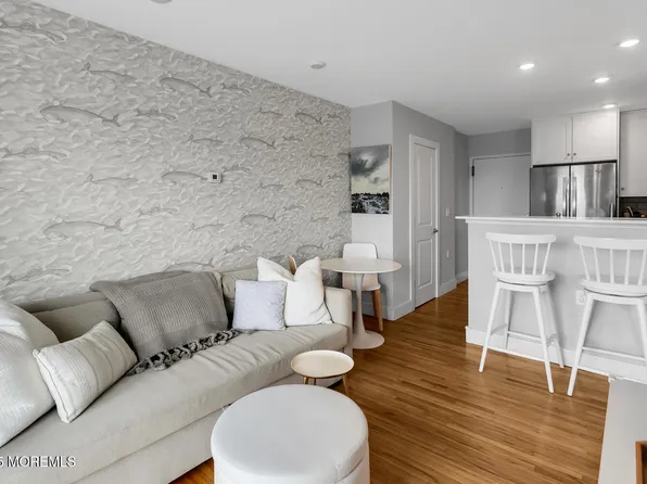 1706 Park Ave APT 3C, Asbury Park, NJ 07712