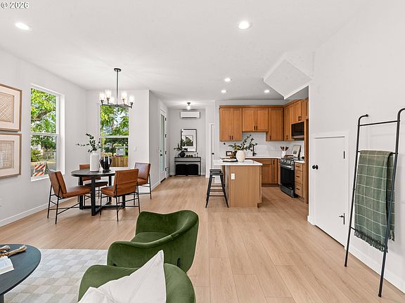 4th image of 7486 SE 51st Ave