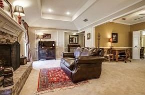 5th image of 621 Summerfield Dr