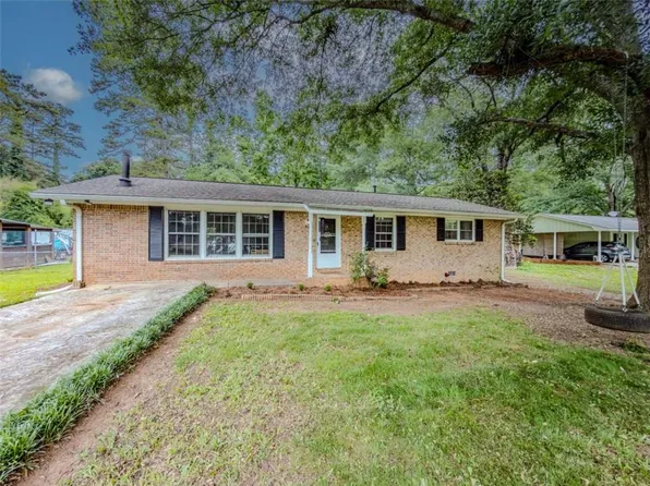880 Virginia Ct SE, Conyers, GA 30094