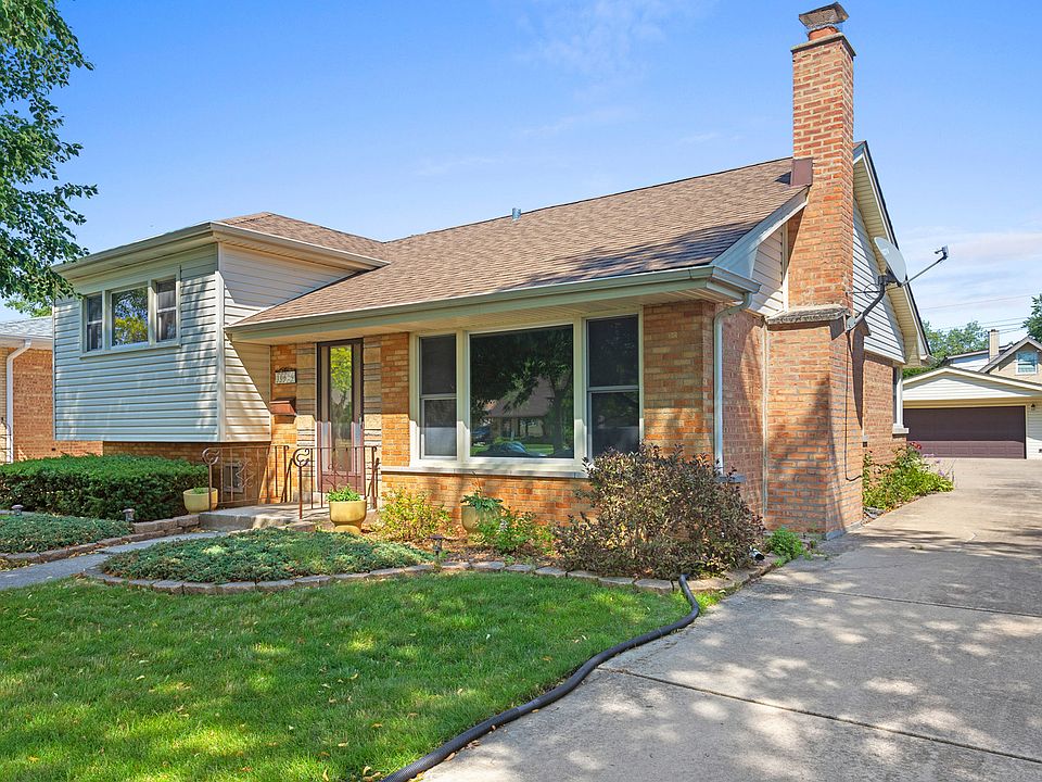 1st image of 10629 Leclaire Ave