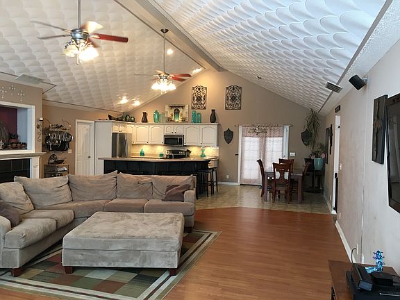 5th image of 281 Blue Ash Dr