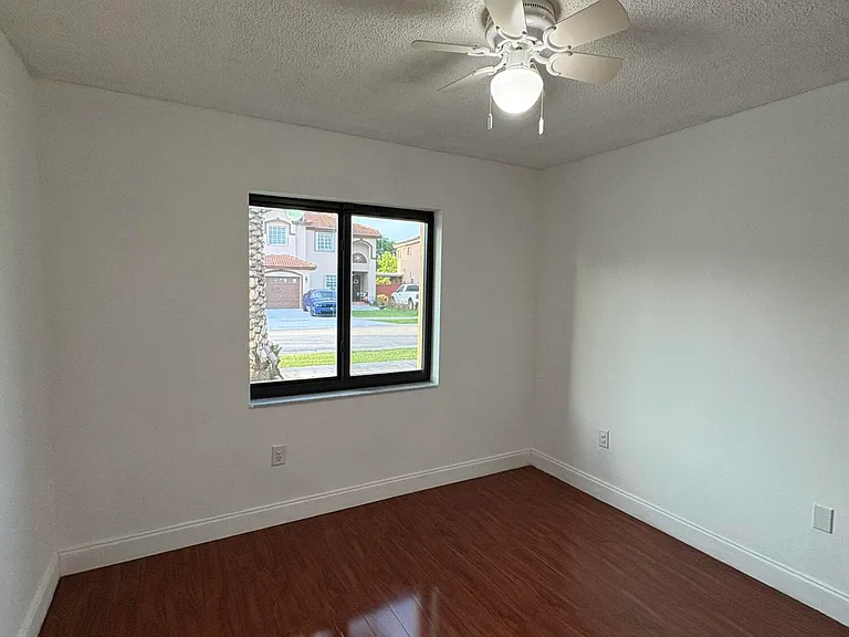 14776 SW 138th Ter — Photo 18