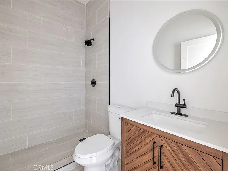 10905 Dalerose #B — Photo 18