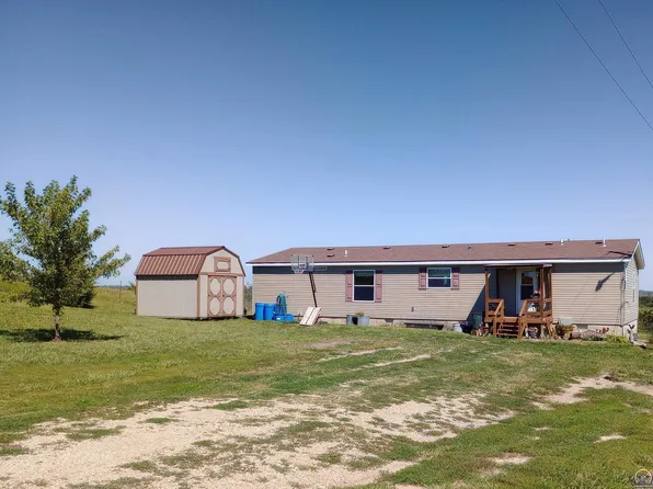 16280 G Rd, Delia, KS 66418