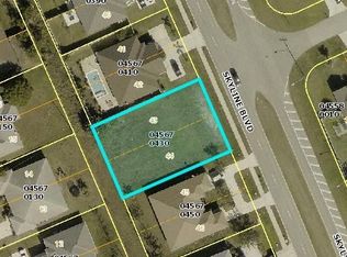 514 Skyline Blvd, Cape Coral, FL 33991