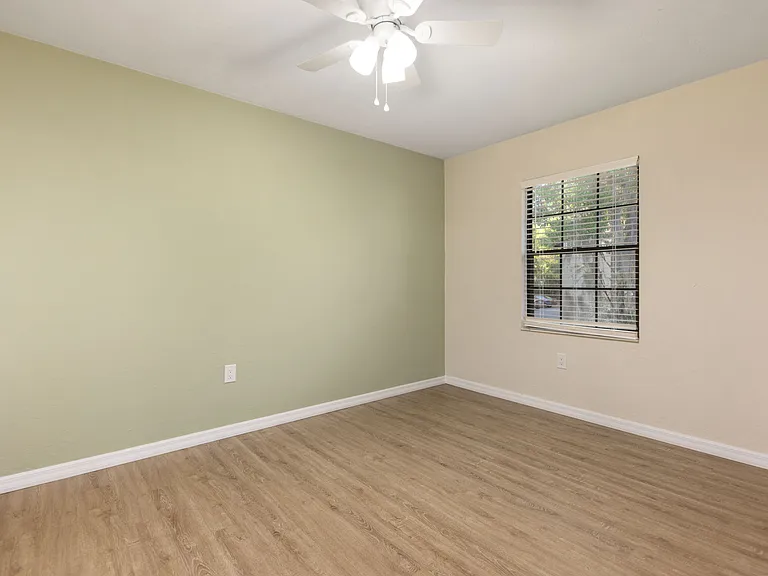 1030 SW 6th Dr #2 — Photo 11