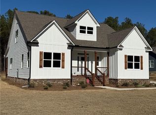 70 Oxford Rd, Oxford, GA 30054