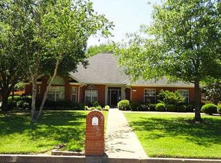 5909 Plantation Dr, Tyler, TX 75703