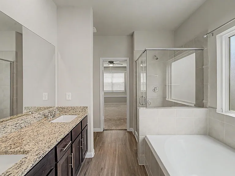 13820 Goldeye Dr — Photo 29
