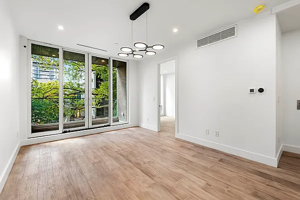 Rented by Voro New York | media 14