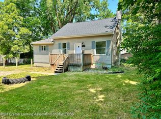 209 E Everettdale Ave, Lansing, MI 48910