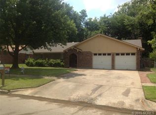 609 Queens Rd, Muskogee, OK 74403