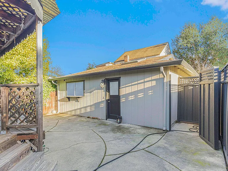 1118 High St — Photo 15