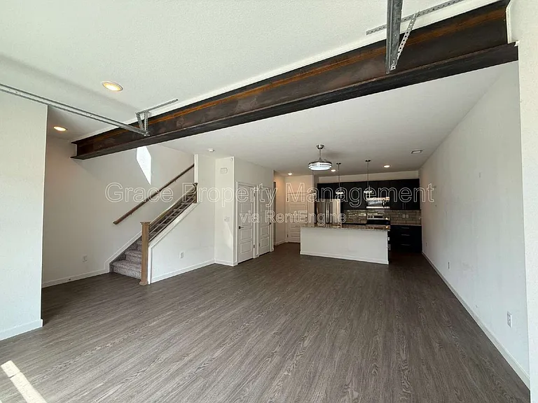 6387 Moore Ct — Photo 7