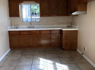 8127 Hooper Ave, Los Angeles, CA 90001