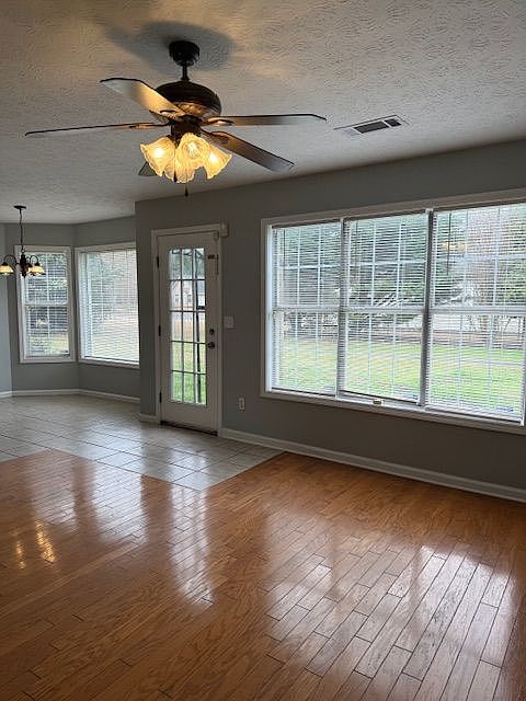 2nd image of 2650 Meridian Dr