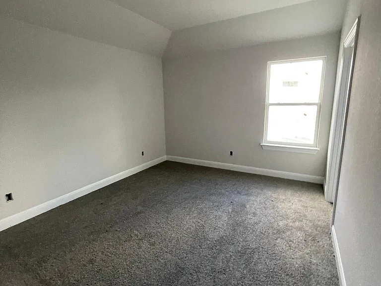 513 Constitution Way — Photo 13