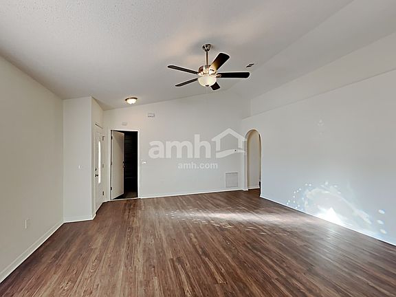 3rd image of 7745 Harbor Bend Cir