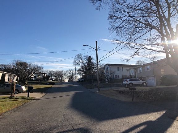 4th image of 400 England St