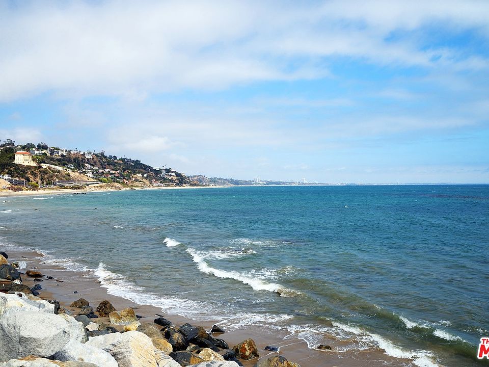 1st image of 33955 Pacific Coast Hwy