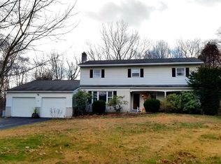 6 Barney Rd, Clifton Park, NY 12065