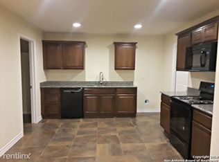 7735 Branston, San Antonio, TX 78250