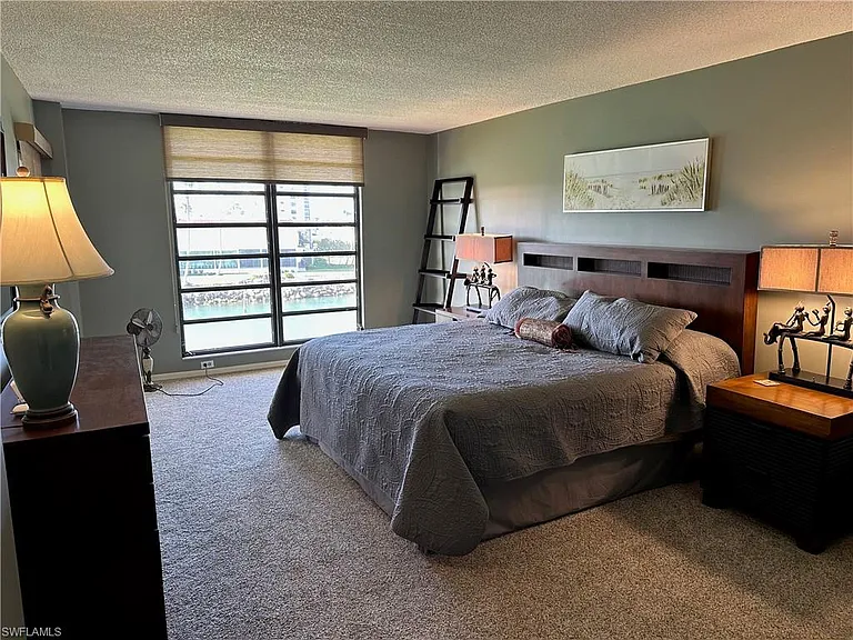 2305 Gulf Shore Blvd N #313 — Photo 10