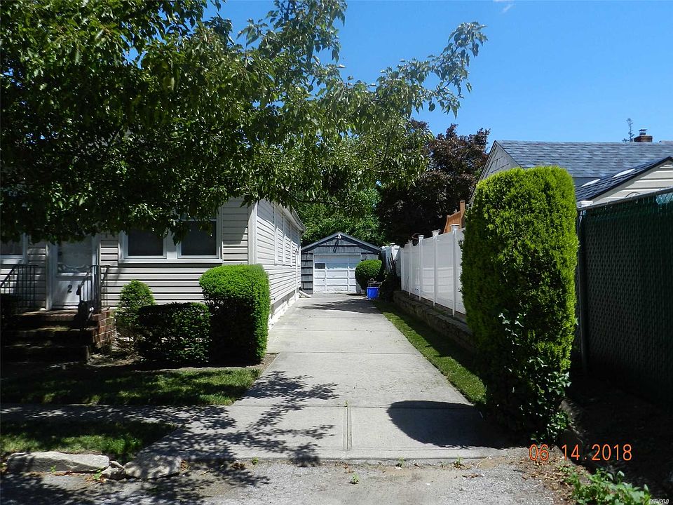 2nd image of 21 Laurel Pl
