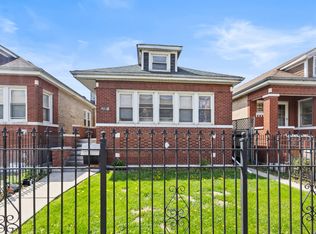 2516 N Keeler Ave #1, Chicago, IL 60639