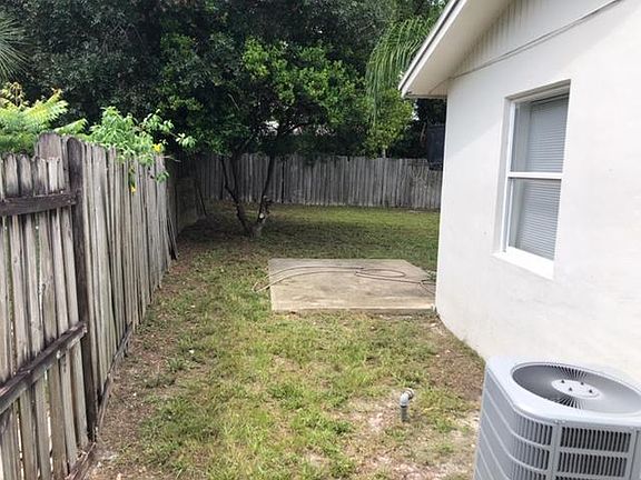 4th image of 1480 E Hancock Dr