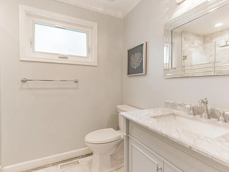 9911 Barnsbury Ct — Photo 8